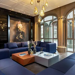 Luc, Autograph Collection ***** Berlim