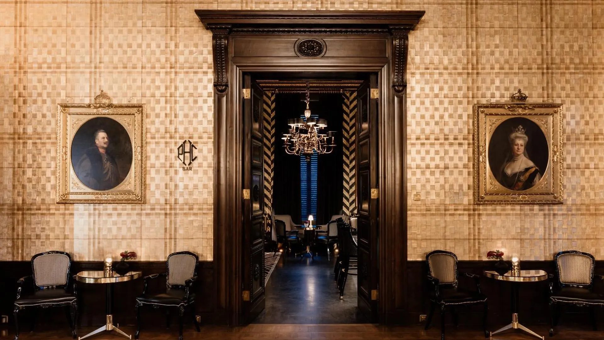 Hotel Schlosshotel Berlin by Patrick Hellmann