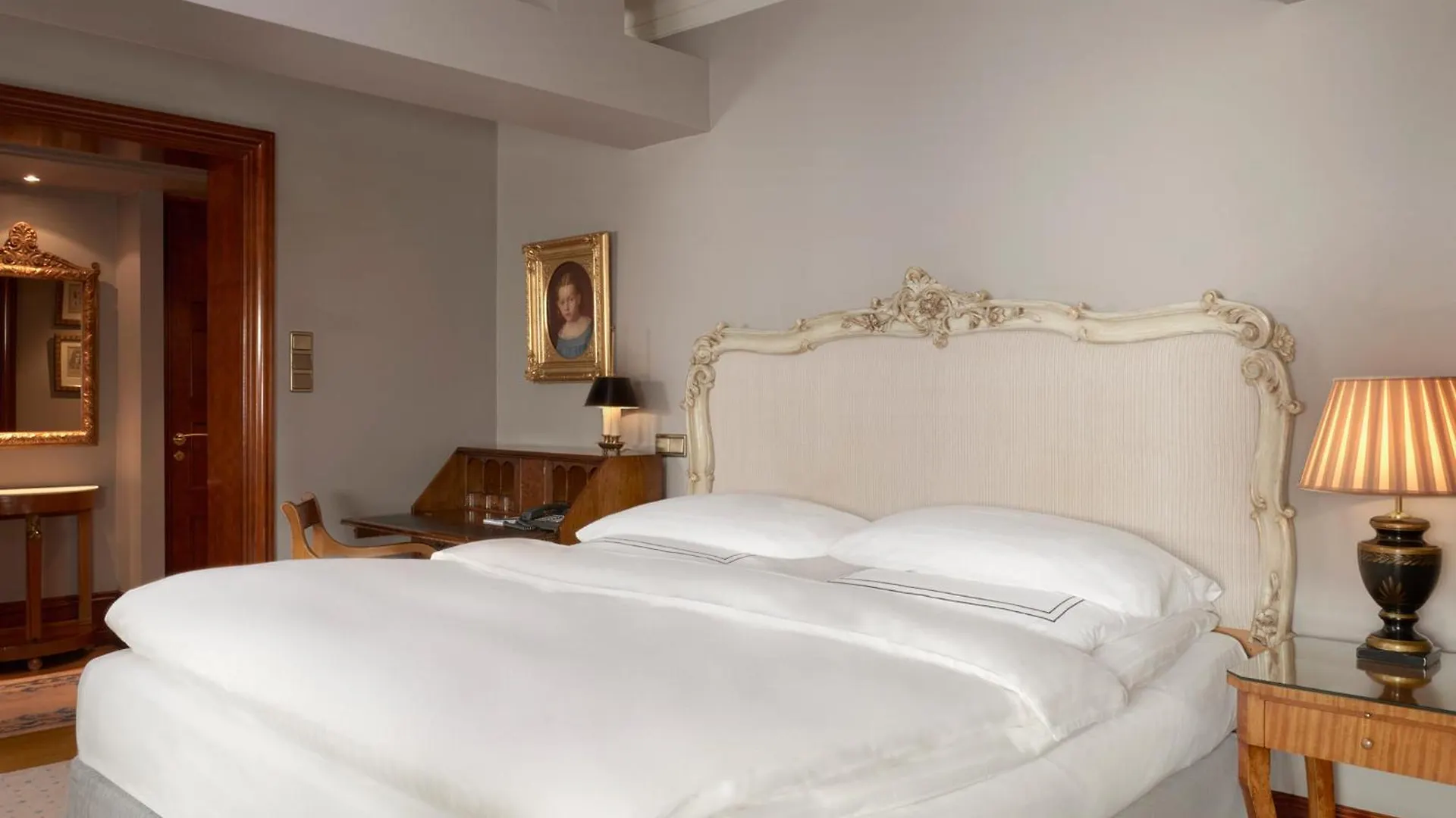 ***** Hotel Schlosshotel Berlin Germany