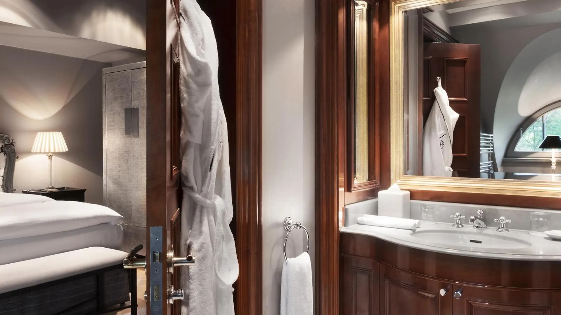 ***** Hotel Schlosshotel Berlin Germany